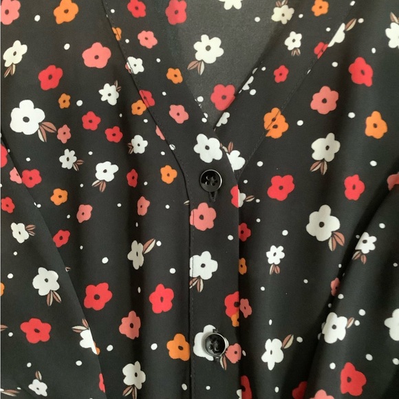 CAbi Women's Cheerful Blouse - Picture 6 of 6